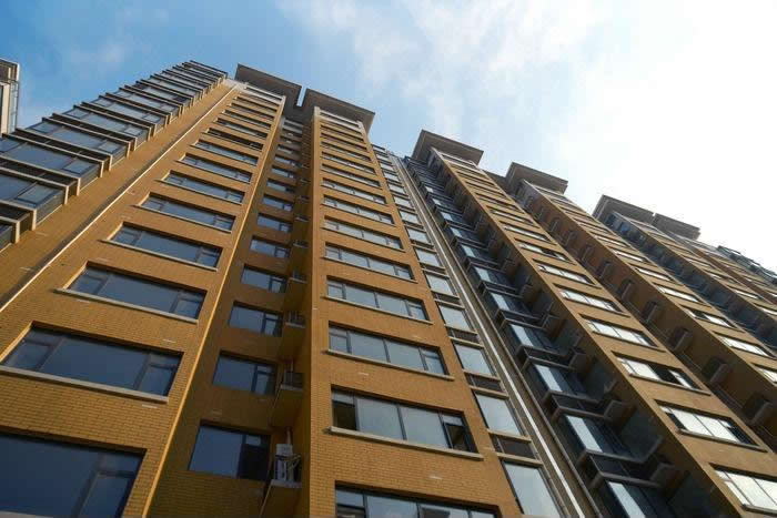 重慶6歲女孩被高空窗戶砸暈，門窗該如何使用才可以確保安全？