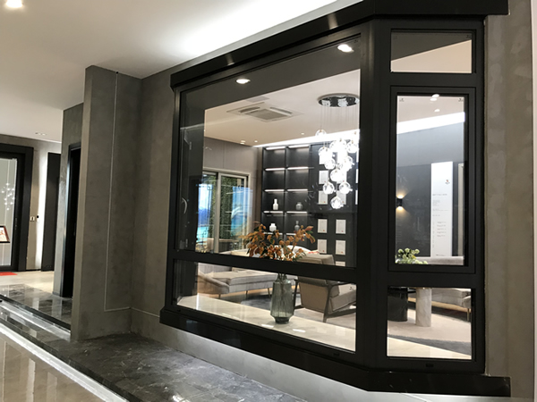 高效隔音門窗哪個(gè)品牌好？伊盾門窗怎么樣？佛羅倫薩4